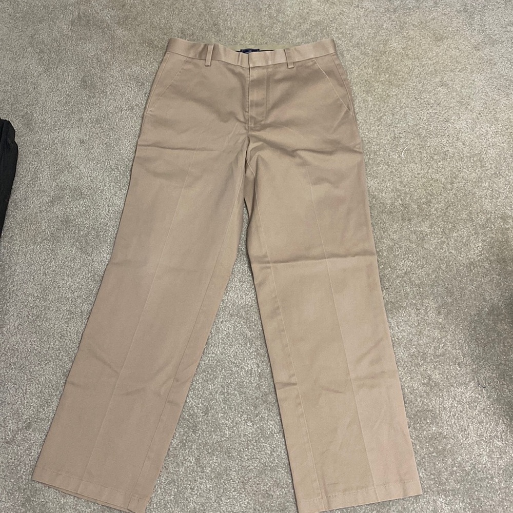 Like new mens Dockers Khaki pants
